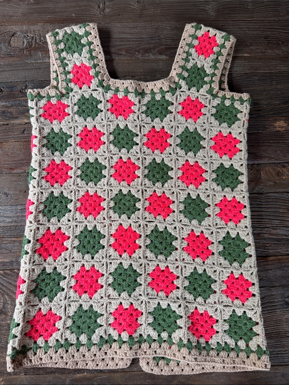 Vintage hand knit boho granny Square, long sweater vest, neon pink and green S/M - Picture 9 of 9